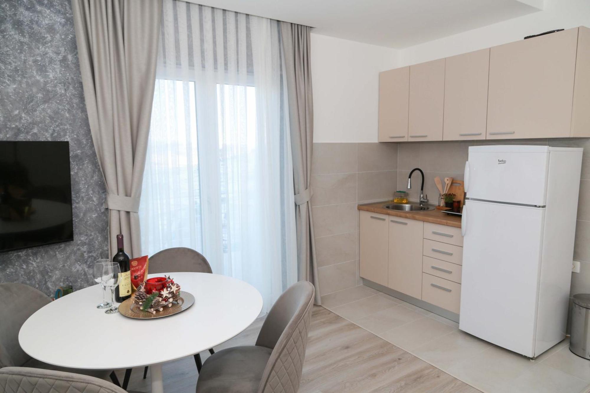 Hillside Apartments Zabljak  Luaran gambar